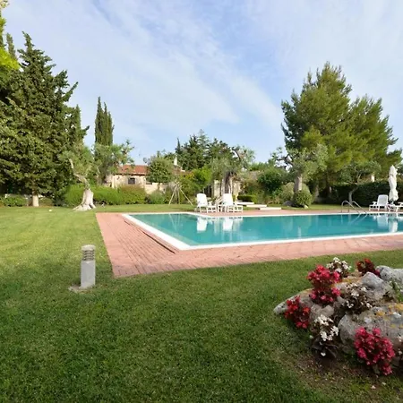 Casa de Férias Casa Leralora - Elegante Con Piscina, A Due Passi Dal Mare *
