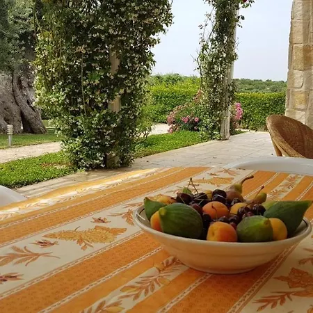 Casa de Férias Casa Leralora - Elegante Con Piscina, A Due Passi Dal Mare Conversano