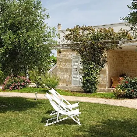 Casa de Férias Casa Leralora - Elegante Con Piscina, A Due Passi Dal Mare