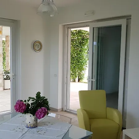 Casa Leralora - Elegante Con Piscina, A Due Passi Dal Mare Conversano